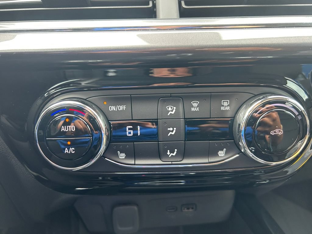 New 2026 Chevrolet Trax ACTIV w/ Driver Confidence Package FWD image 24