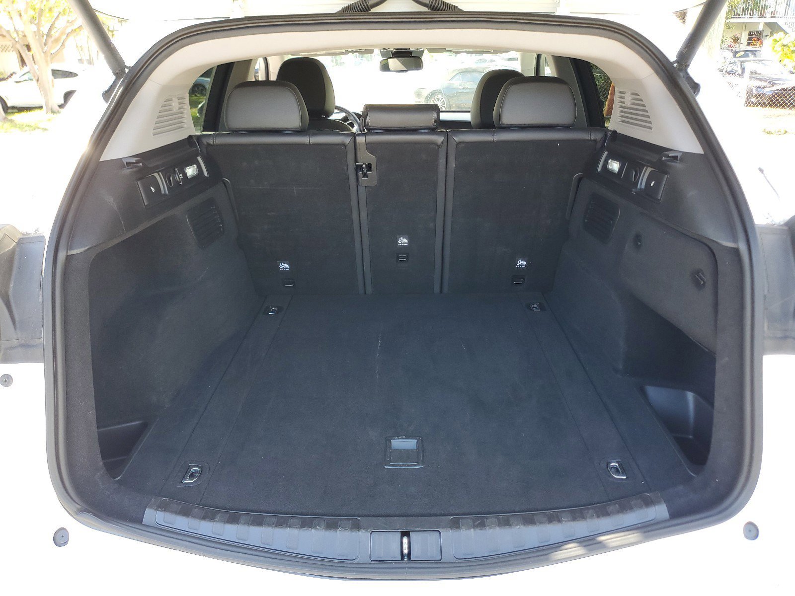 Used 2019 Alfa Romeo Stelvio AWD image 10