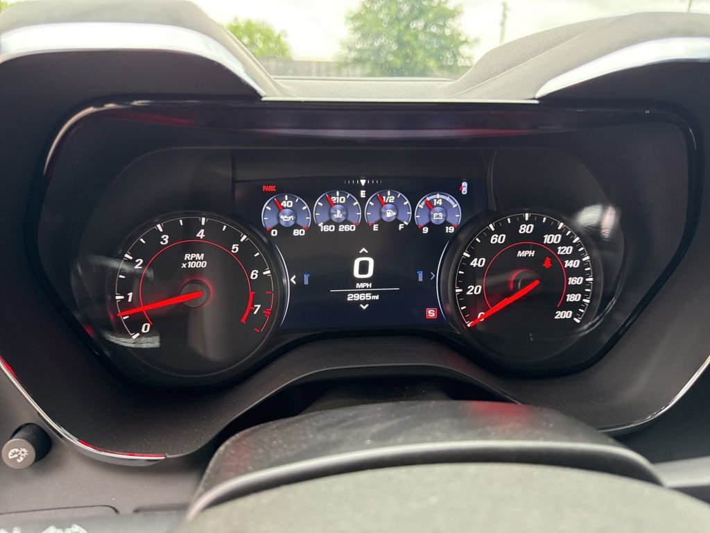 Used 2021 Chevrolet Camaro SS RWD image 11