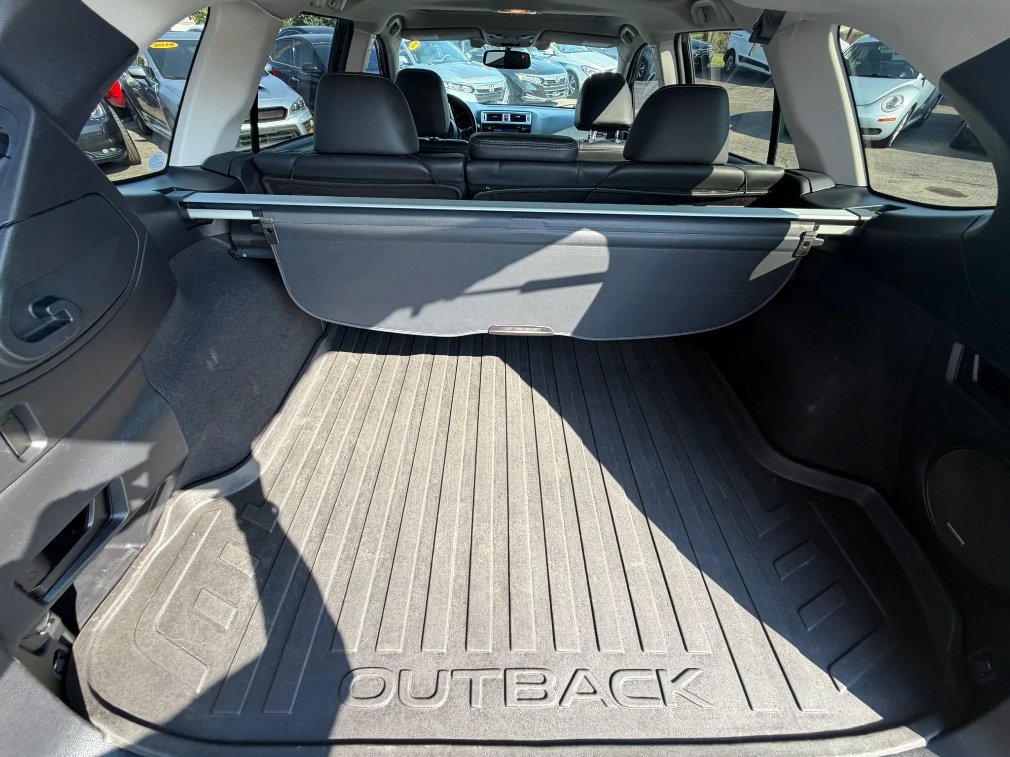 Used 2015 Subaru Outback 2.5i Limited AWD/4WD image 38