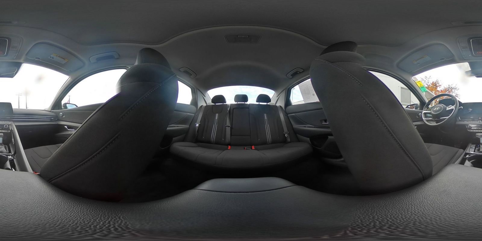 Used 2025 Hyundai Elantra SEL image 42