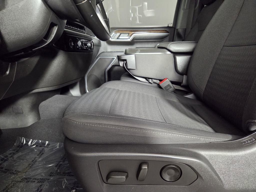 Used 2023 GMC Sierra 1500 Elevation image 13