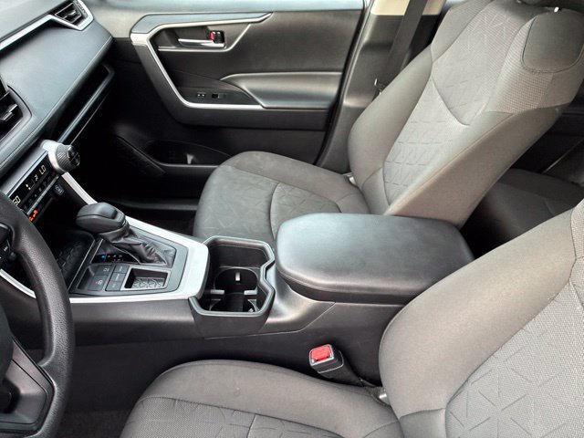 Used 2024 Toyota RAV4 XLE FWD image 64