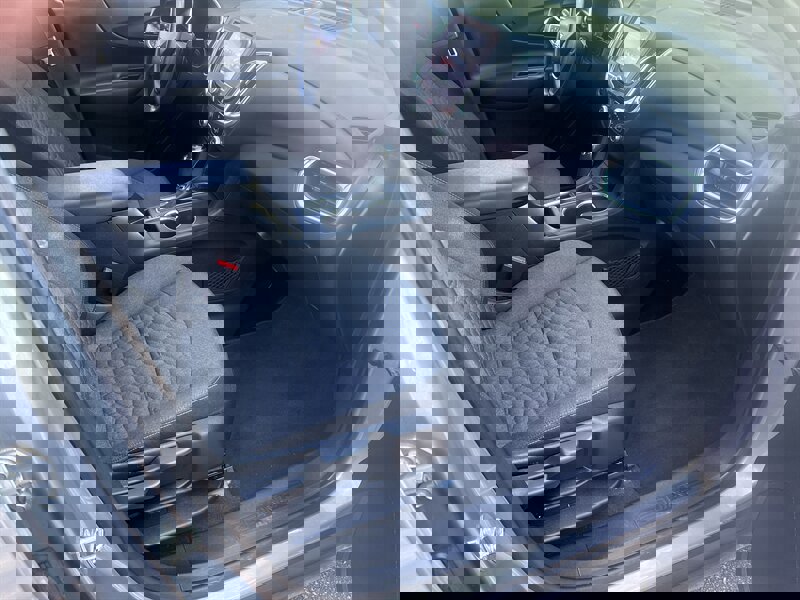 Used 2018 Chevrolet Equinox LT image 21