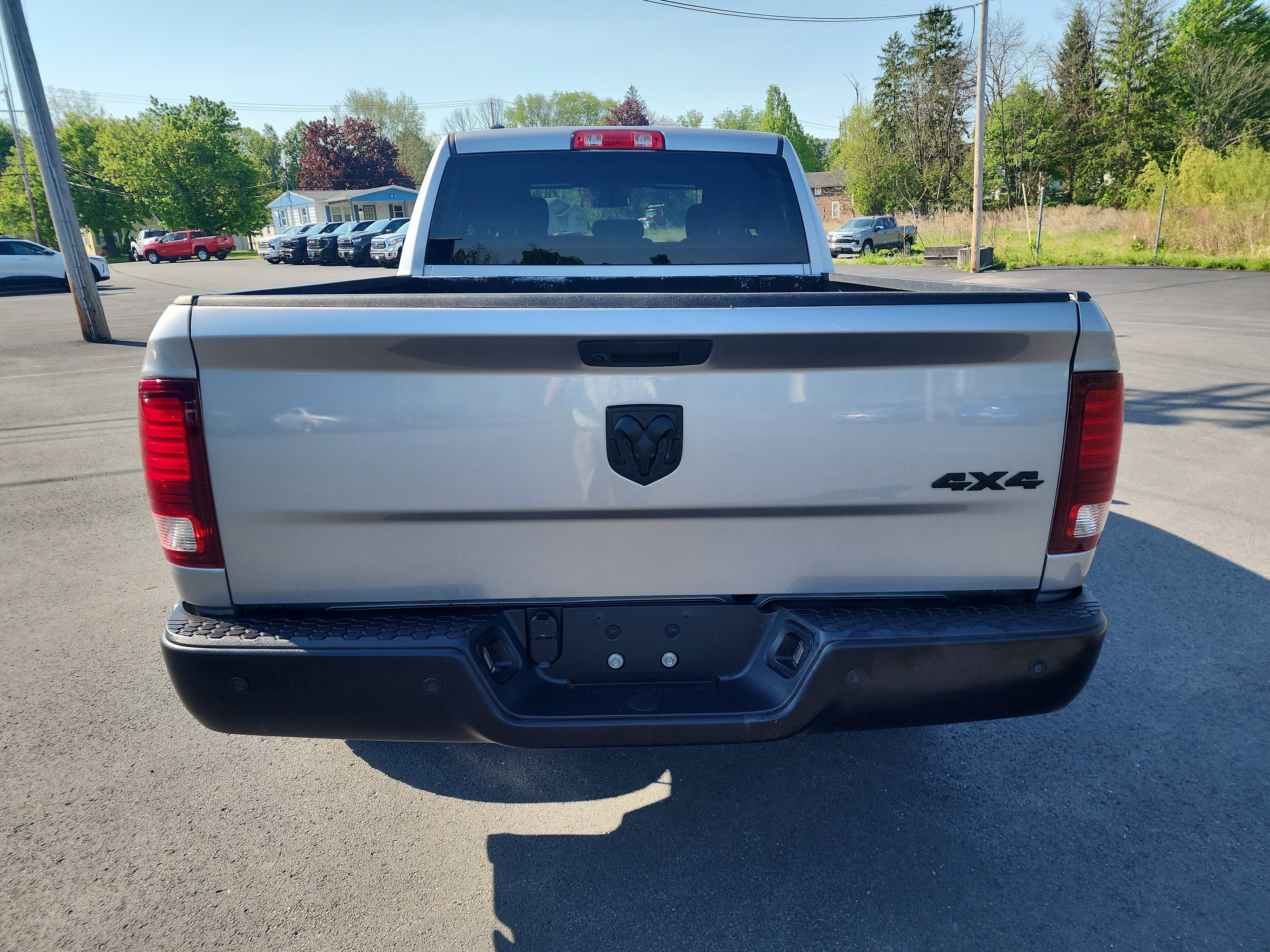 Used 2022 RAM 1500 Classic Warlock w/ Warlock Decor Package AWD/4WD image 7