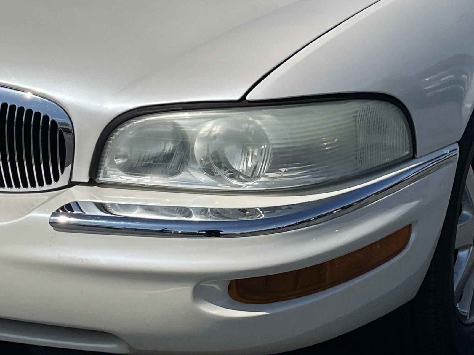 Used 2004 Buick Park Avenue FWD image 11