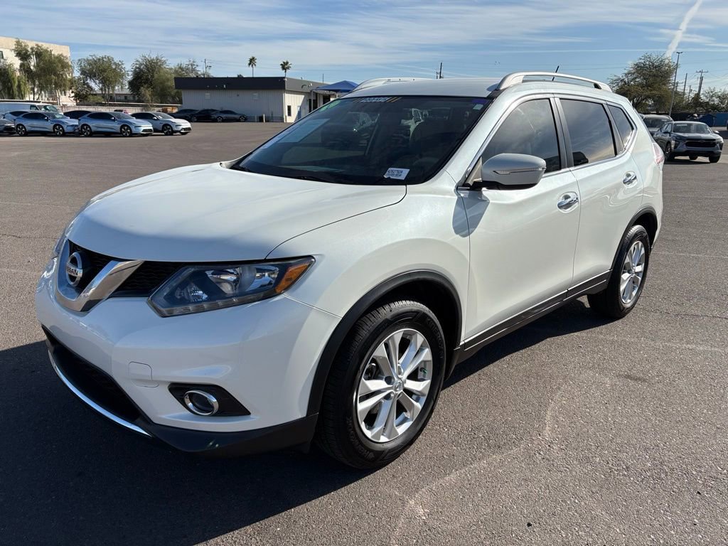 Used 2015 Nissan Rogue SV image 4