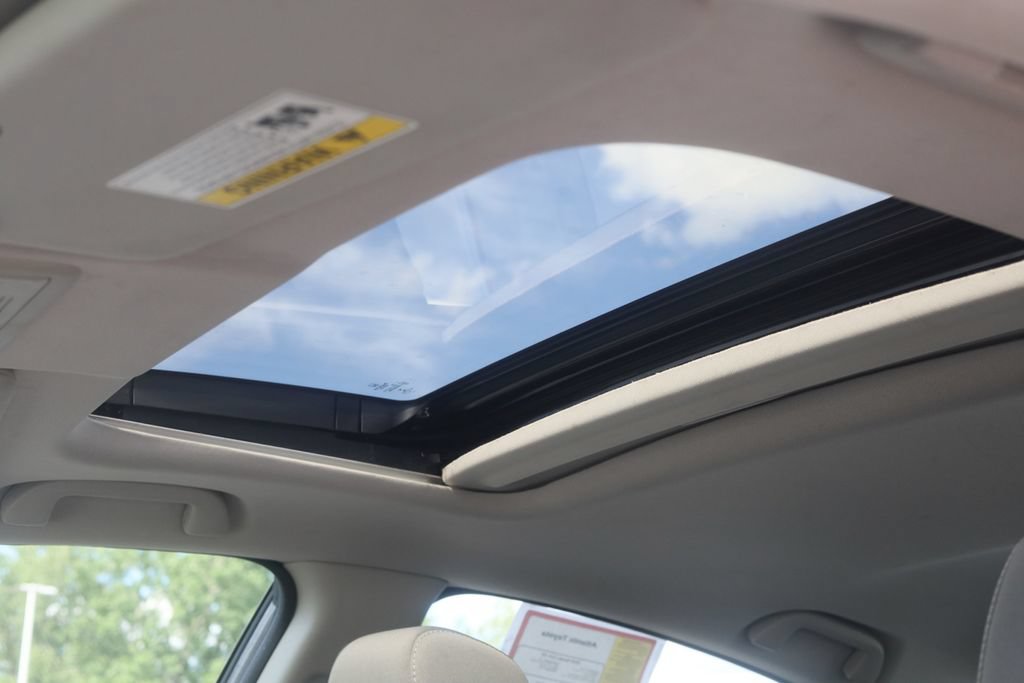 Used 2020 Honda Civic EX image 4
