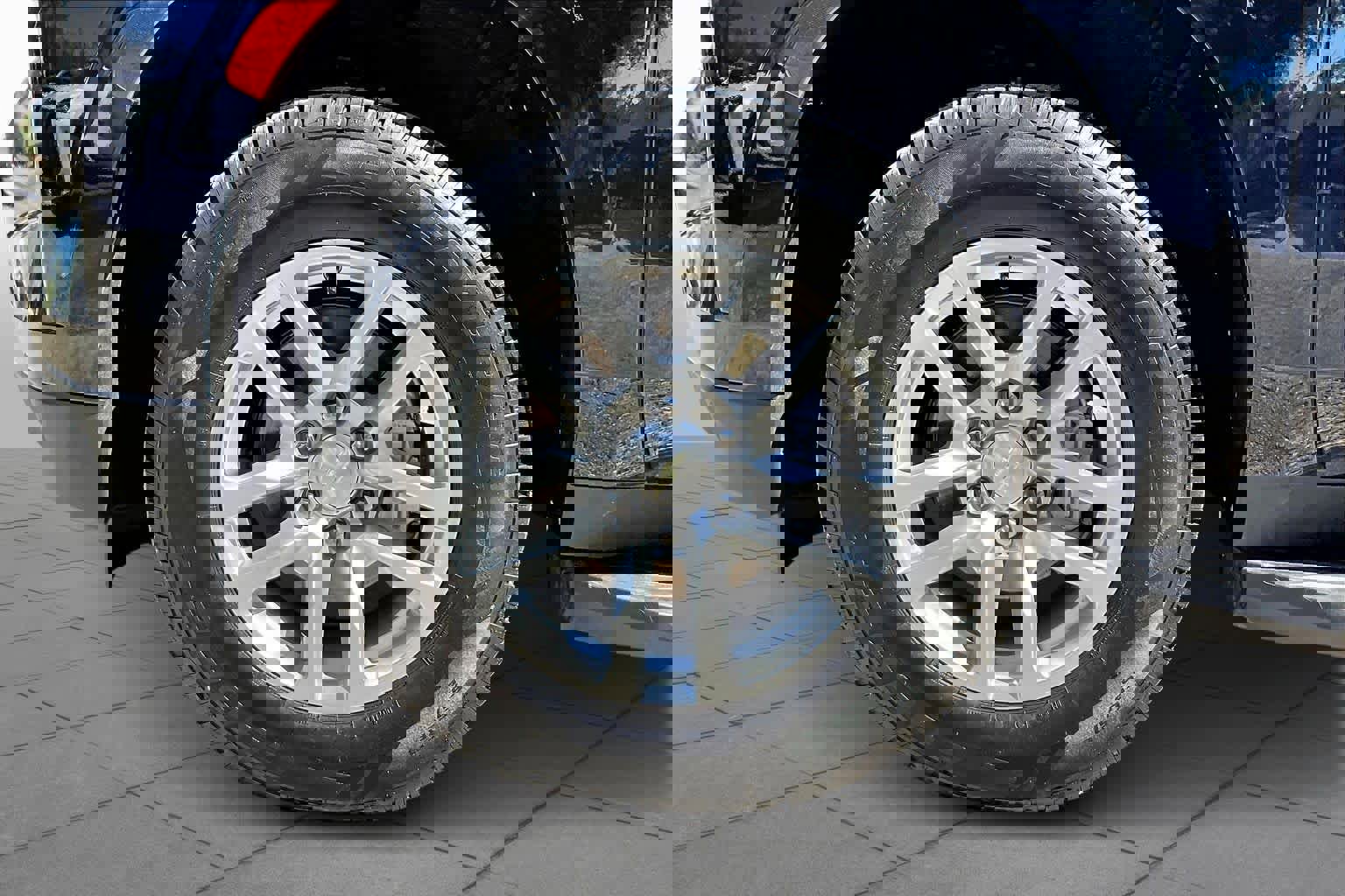 Used 2021 Chevrolet Tahoe LS image 21