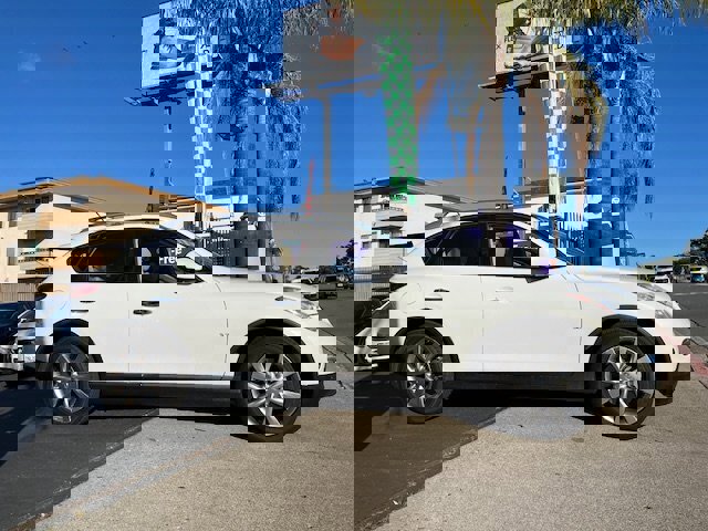 Used 2014 INFINITI QX50 Journey w/ Premium Package image 2