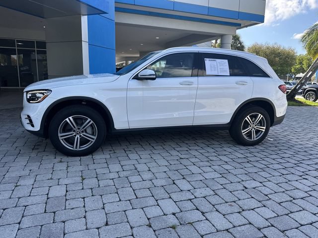 Used 2022 Mercedes-Benz GLC 300 4MATIC w/ Multimedia Package Lite image 32