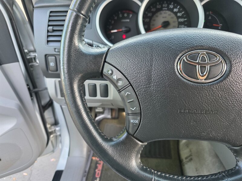 Used 2006 Toyota Tacoma 4x4 Double Cab image 31