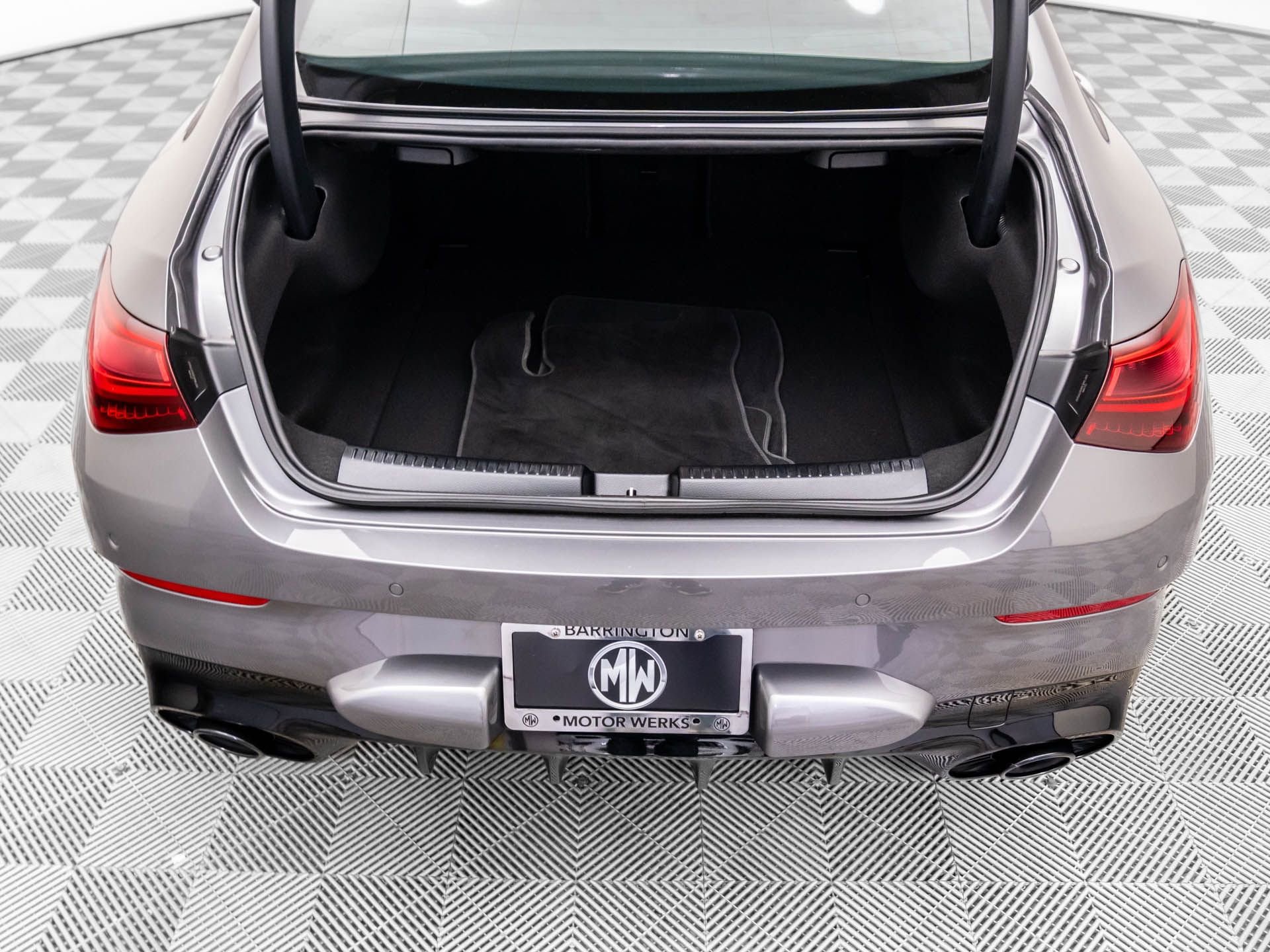 Used 2025 Mercedes-Benz CLA 35 AMG 4MATIC image 32