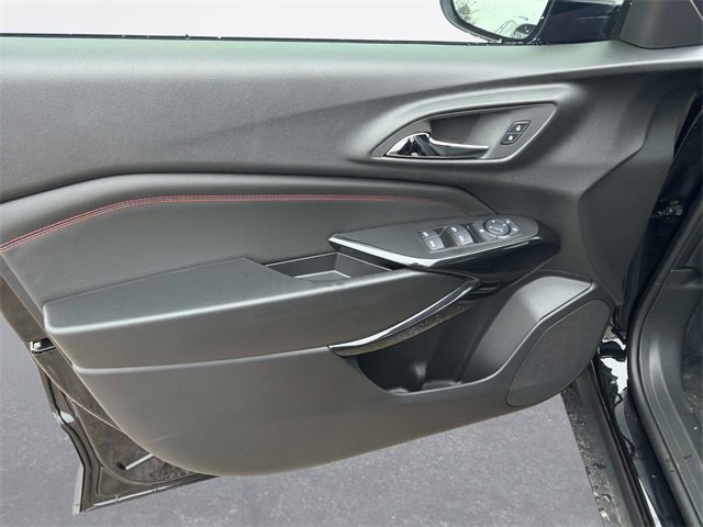 New 2026 Chevrolet Trax RS w/ Driver Confidence Package image 17