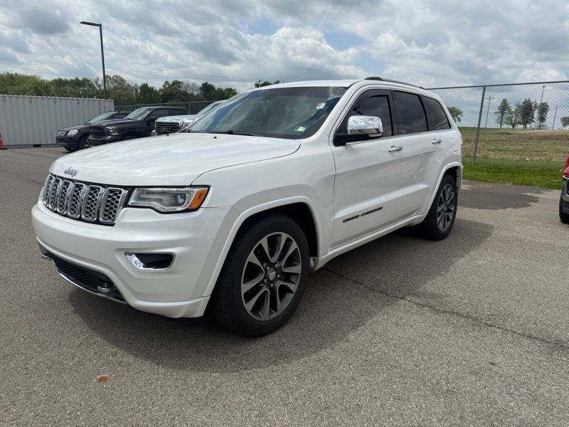 Used 2017 Jeep Grand Cherokee Overland AWD/4WD image 5