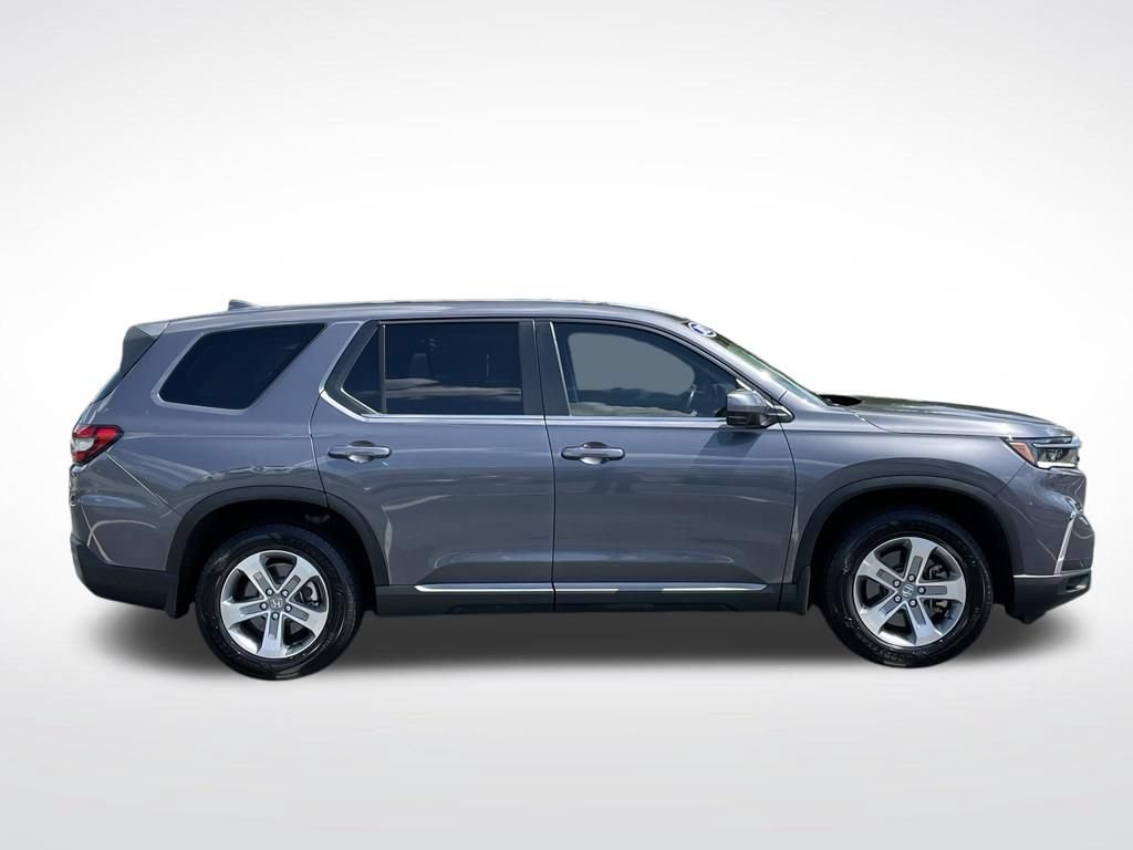 Certified 2025 Honda Pilot EX-L image 7