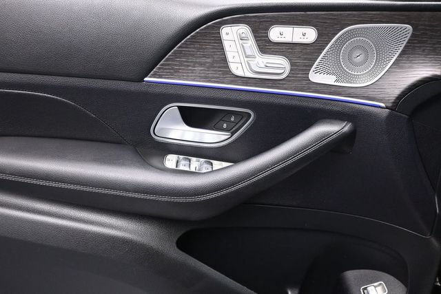 Used 2021 Mercedes-Benz GLE 350 w/ Premium Package image 7