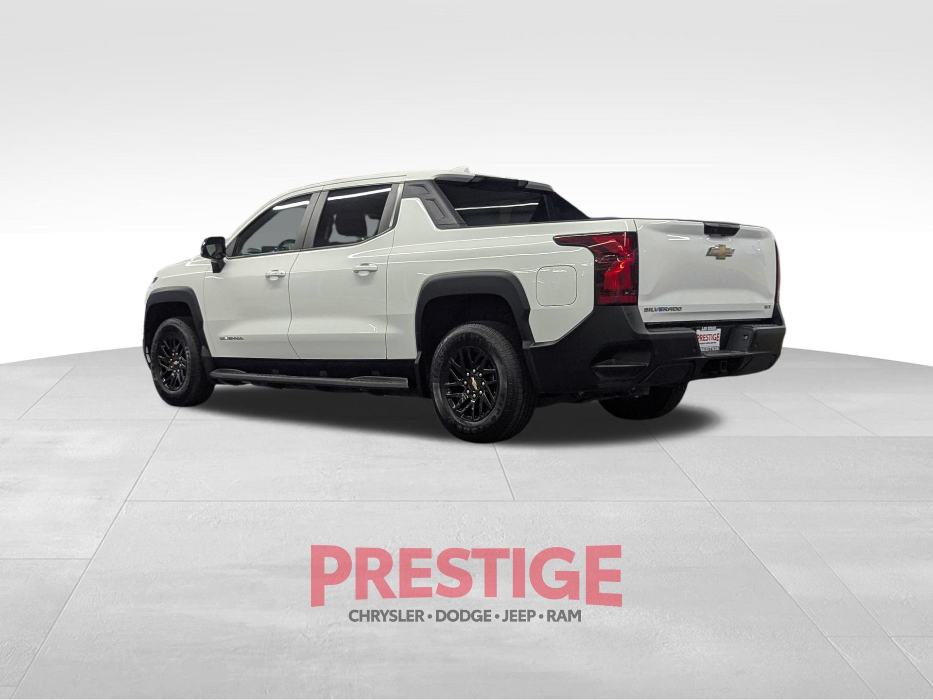 Used 2024 Chevrolet Silverado EV W/T AWD/4WD image 11
