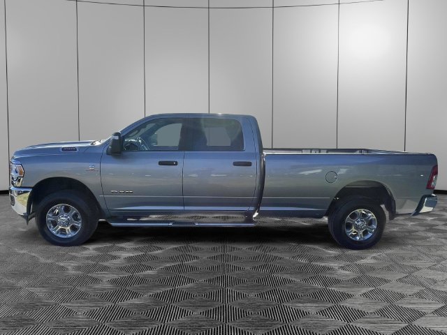 Used 2024 RAM 3500 Big Horn AWD/4WD image 2