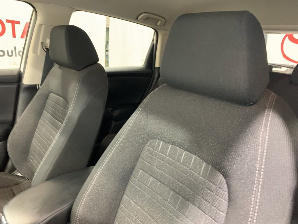 Used 2025 Honda HR-V LX image 25