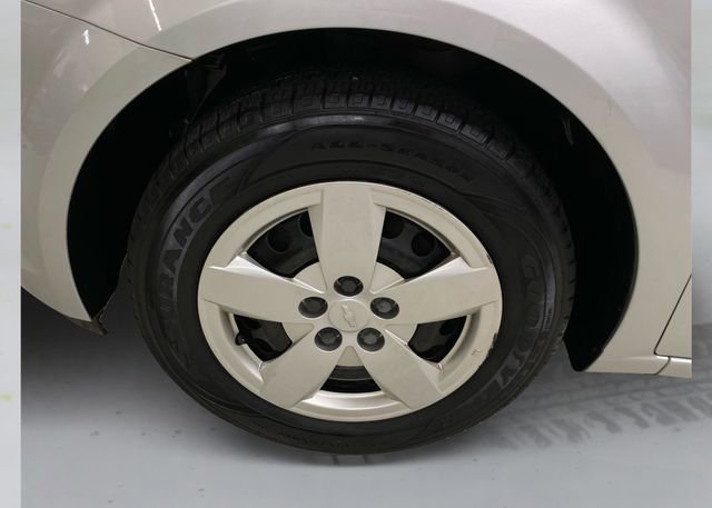 Used 2015 Chevrolet Sonic LS FWD image 18