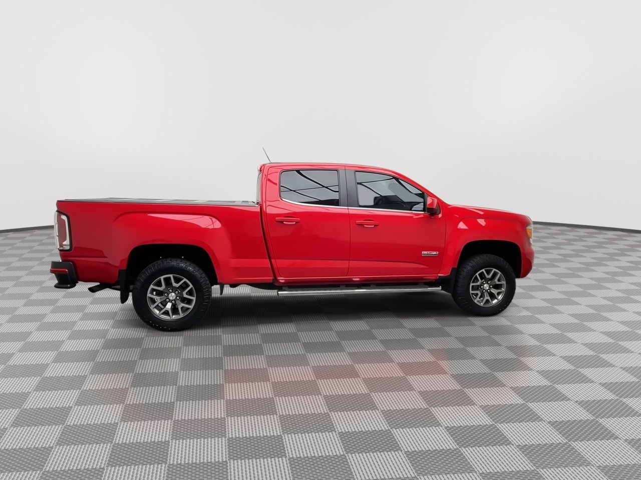 Used 2015 GMC Canyon SLE AWD/4WD image 37