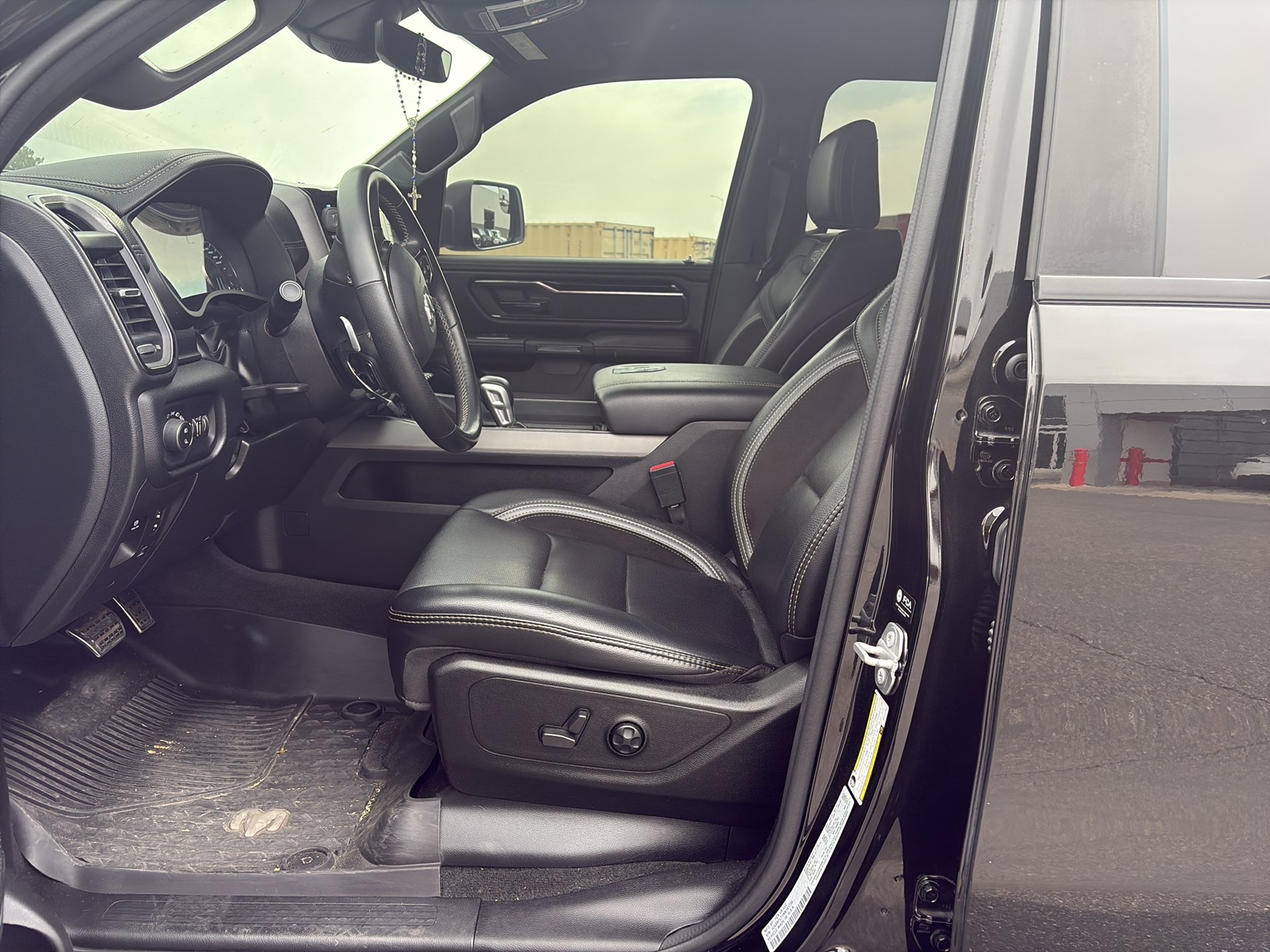 Used 2022 RAM 1500 Rebel w/ G/T Package AWD/4WD image 11