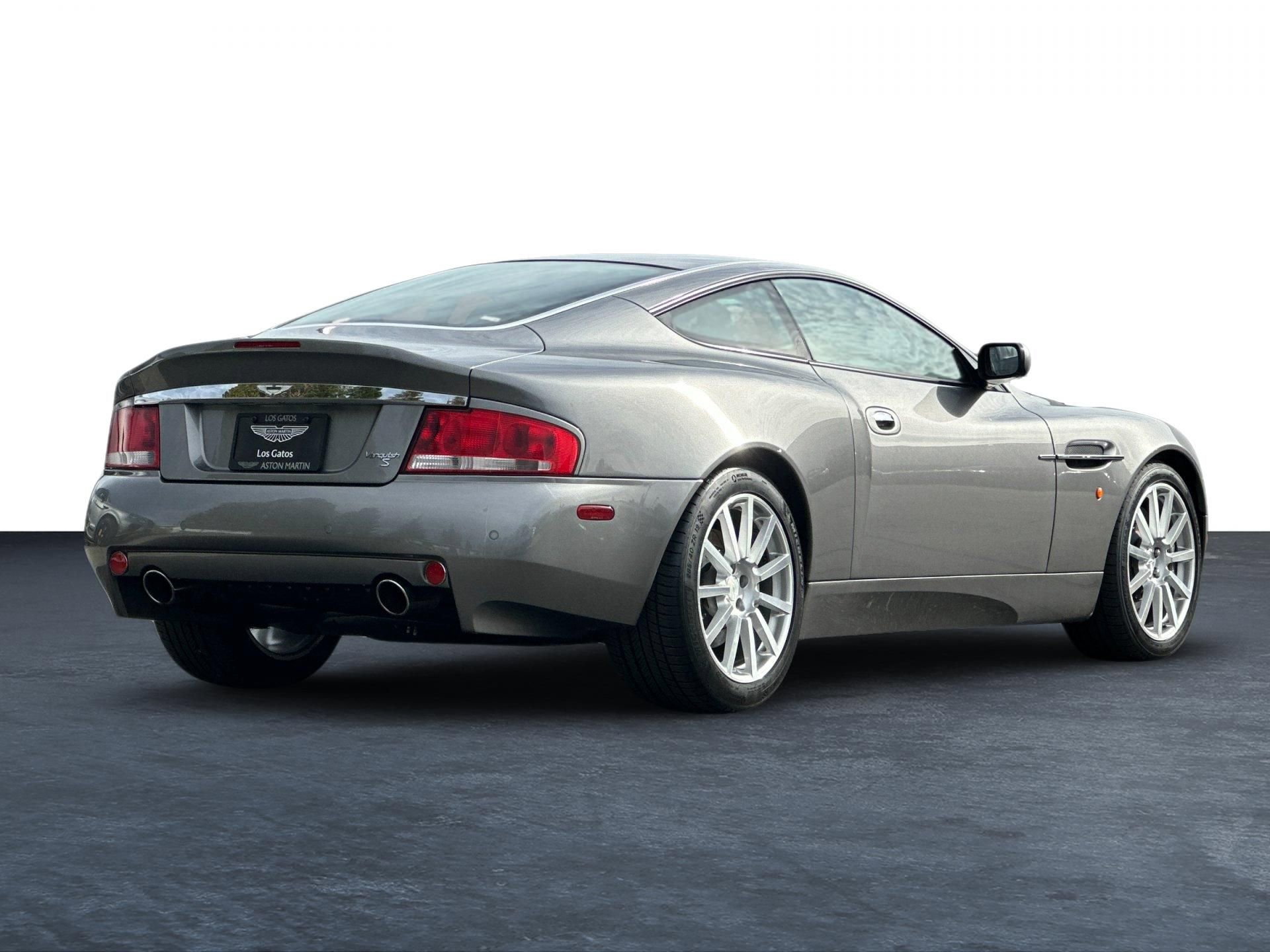 Used 2005 Aston Martin Vanquish S image 28