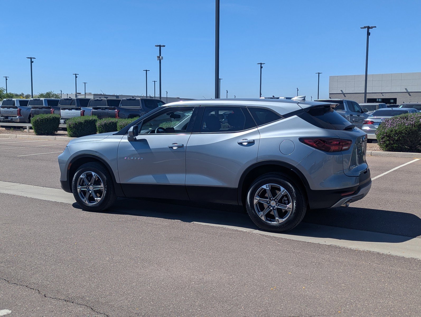 Used 2023 Chevrolet Blazer LT image 3