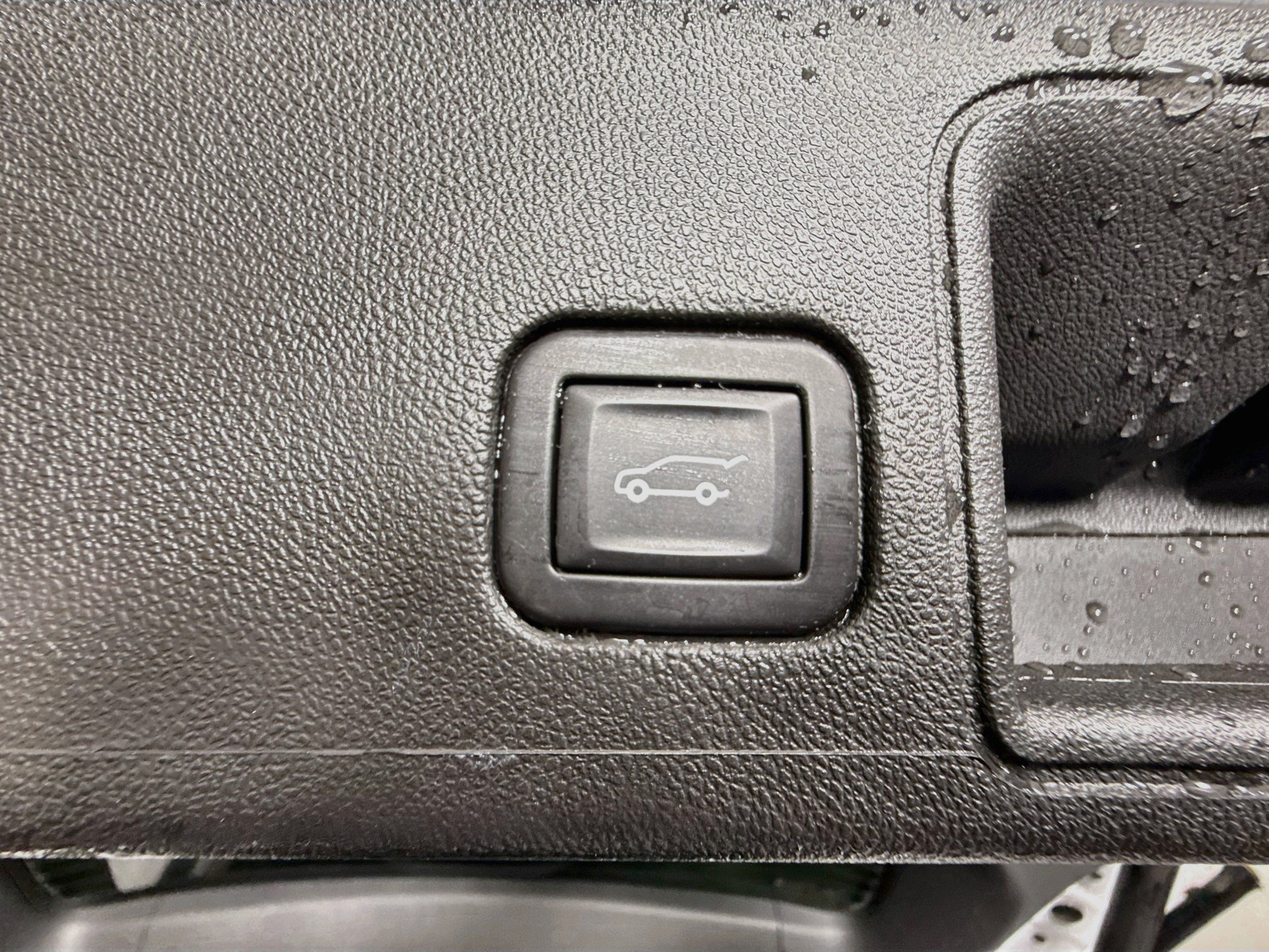 Used 2023 GMC Terrain SLT w/ Tech Package FWD image 44