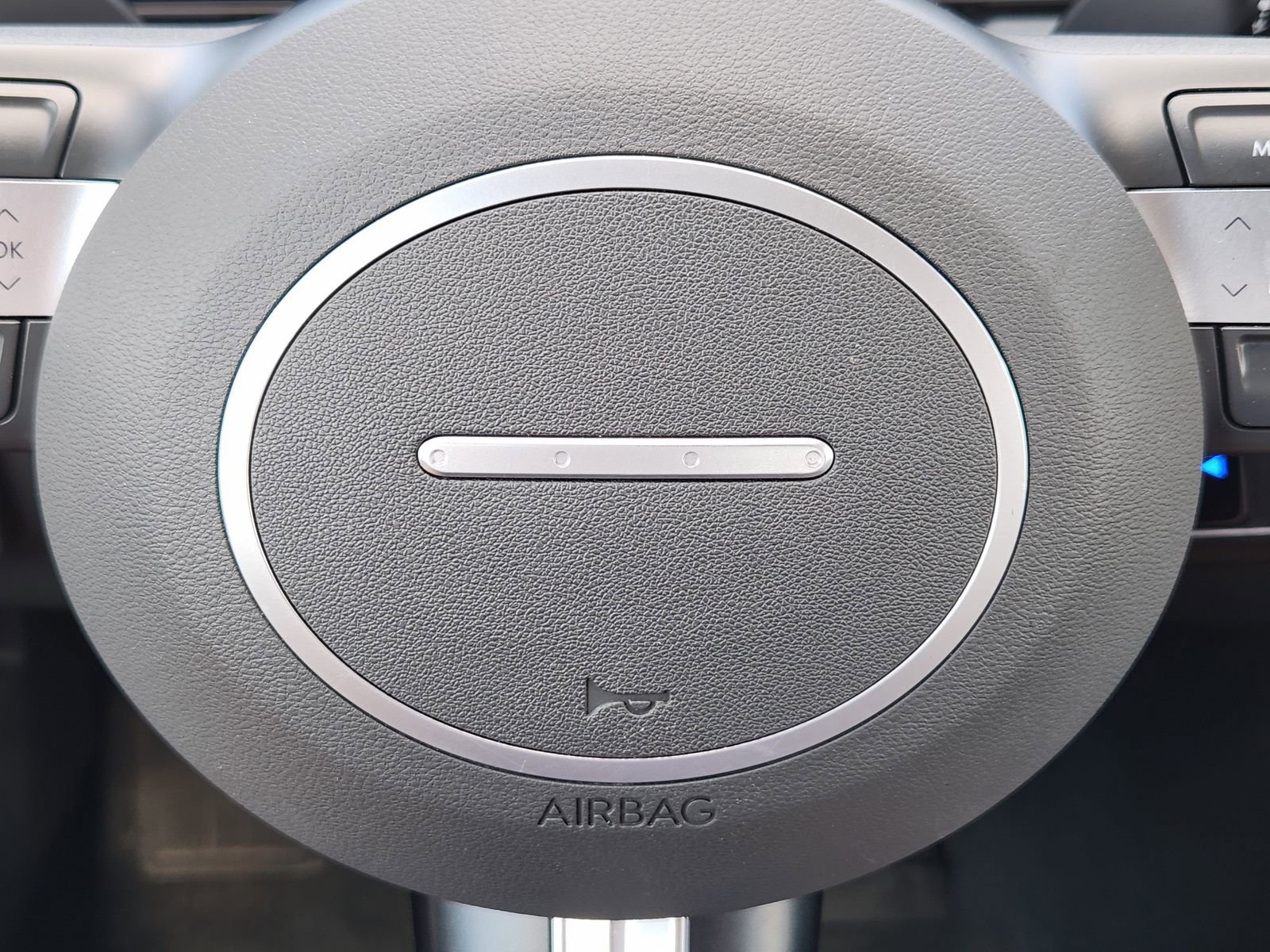 Used 2025 Hyundai Sonata SEL FWD image 35