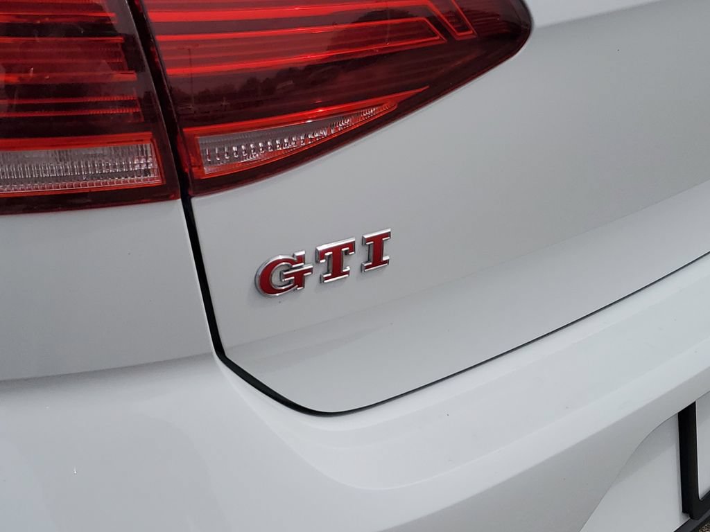 Used 2021 Volkswagen GTI S FWD image 32