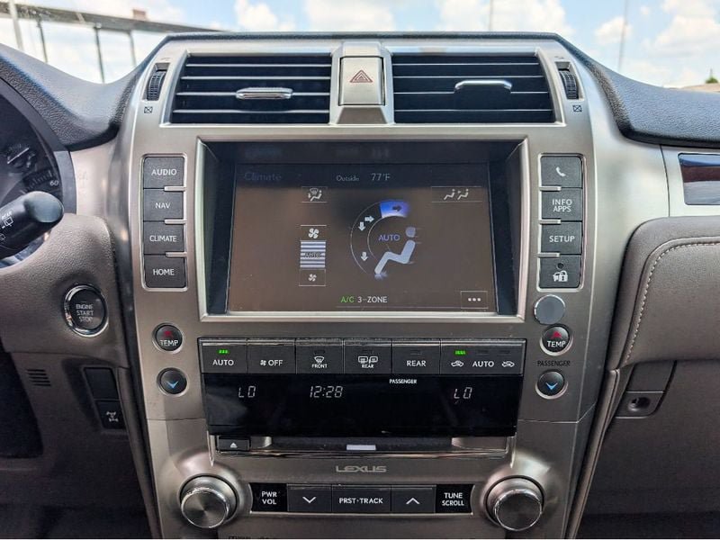 Used 2019 Lexus GX 460 Premium AWD/4WD image 28