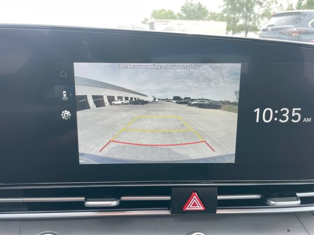 Used 2024 Hyundai Elantra SEL FWD image 14