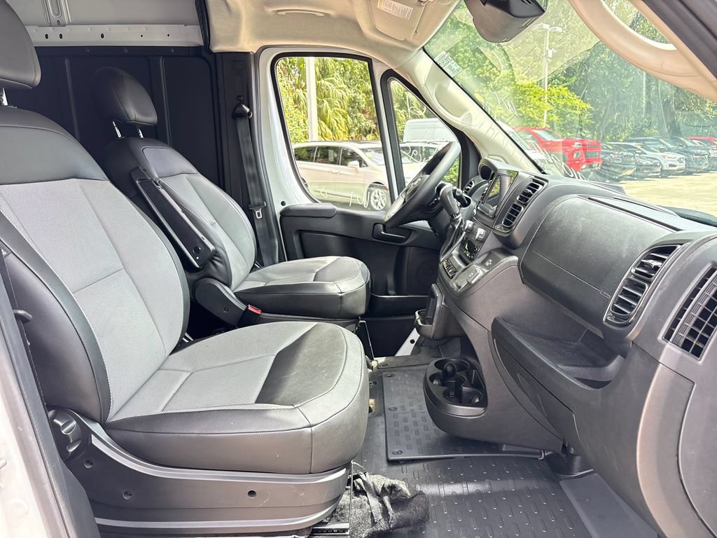 Used 2025 RAM ProMaster 2500 w/ Convenience Group FWD image 27