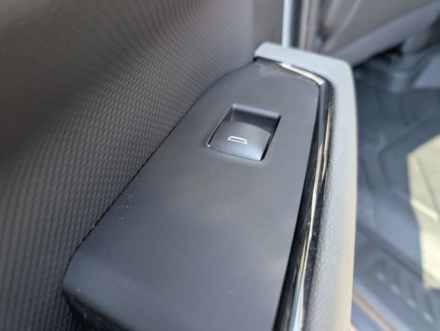 Used 2025 Chevrolet Silverado 1500 ZR2 w/ Technology Package image 12