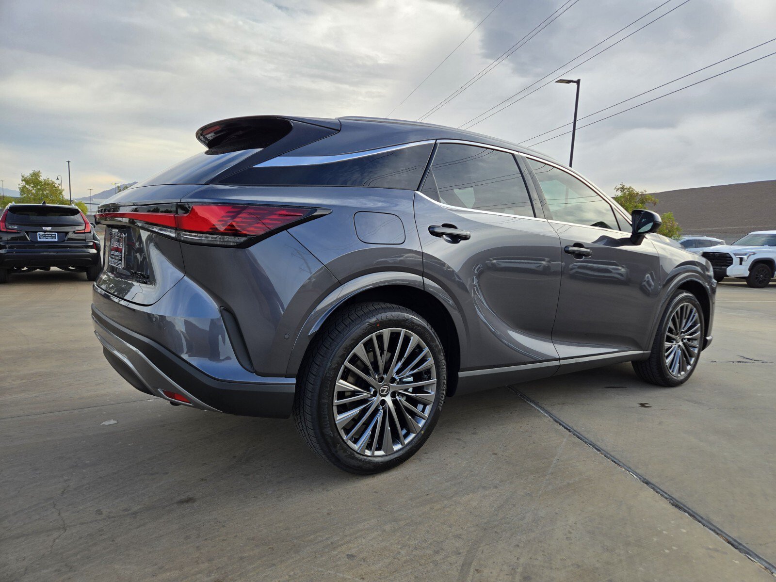 New 2026 Lexus RX 450h AWD image 3