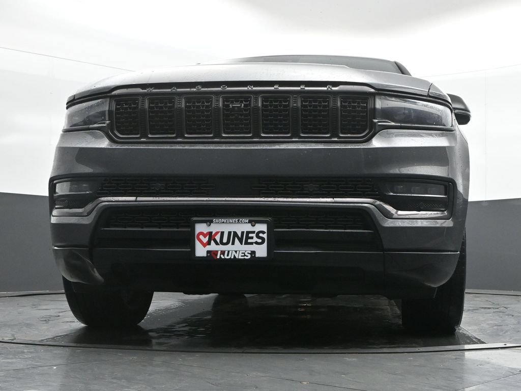 Used 2024 Jeep Grand Wagoneer L Series II w/ Quick Order Packagew 28T AWD/4WD image 47