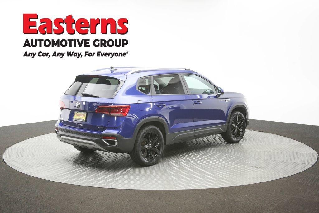Used 2022 Volkswagen Taos SE w/ Panoramic Sunroof Package FWD image 41
