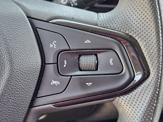 Used 2026 Chevrolet Trax LT FWD image 30