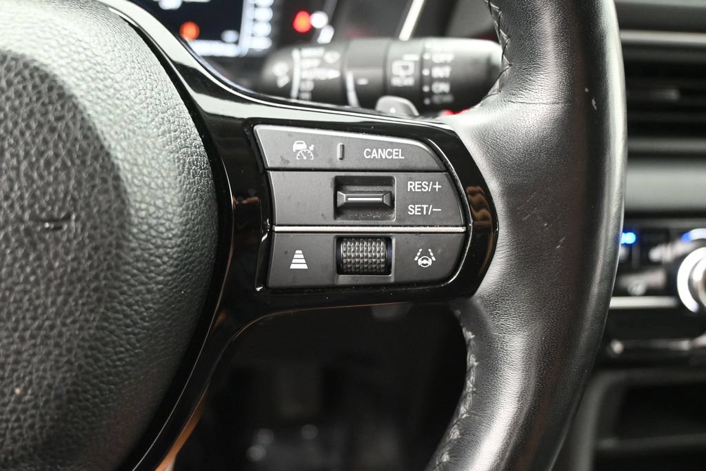Used 2023 Honda Pilot Elite image 22