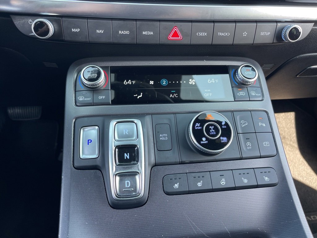 Used 2024 Hyundai Palisade Calligraphy image 11