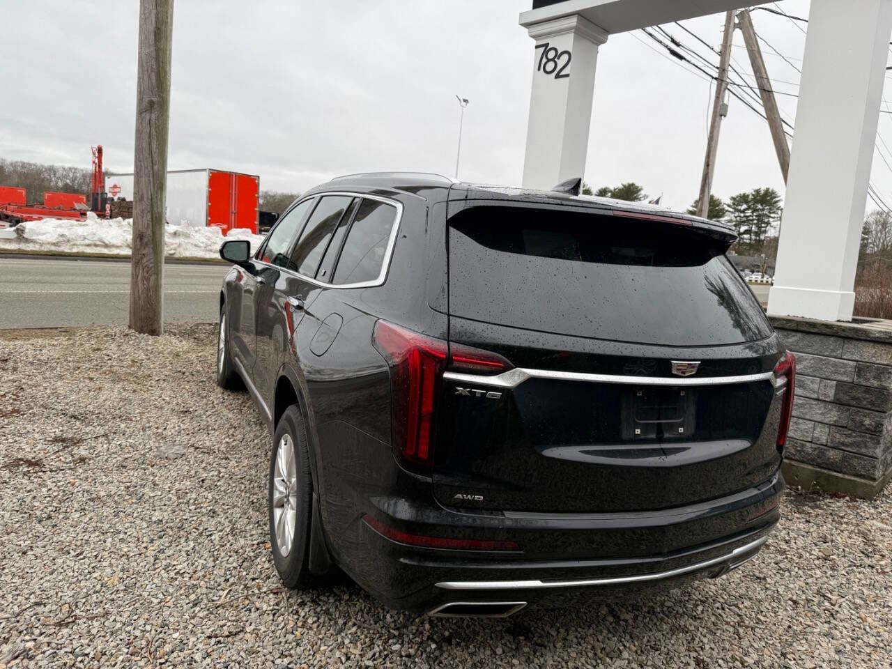 Used 2023 Cadillac XT6 Luxury image 8