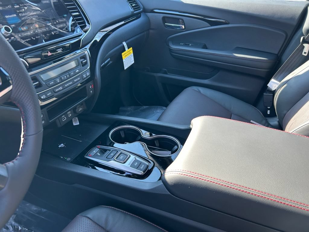 New 2026 Honda Ridgeline Black Edition image 11