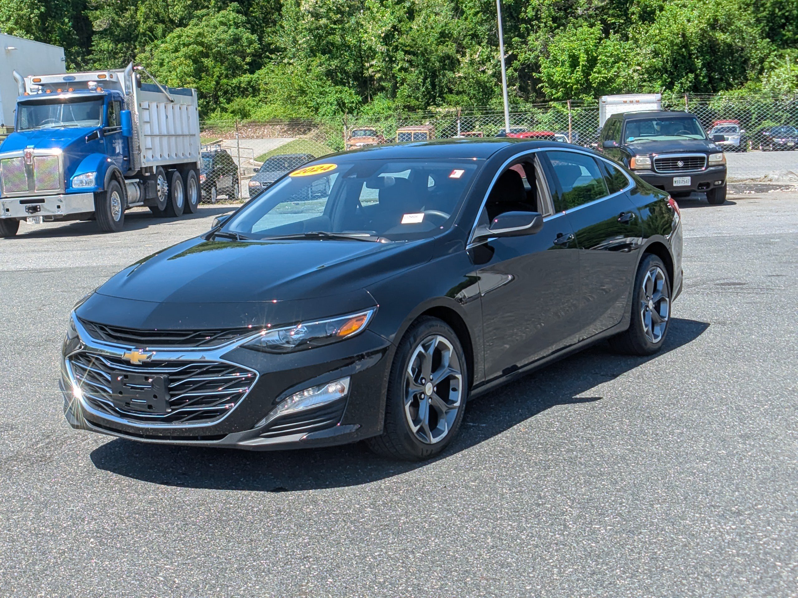 Used 2024 Chevrolet Malibu LT FWD image 4