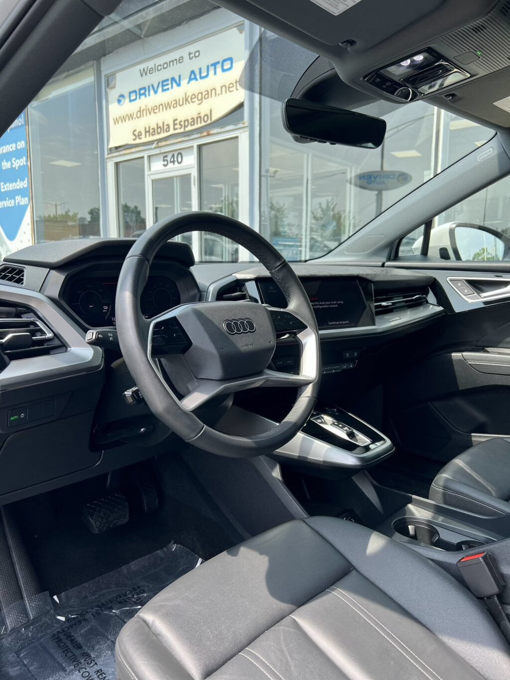 Used 2024 Audi Q4 e-tron Premium Plus w/ Premium Plus AWD/4WD image 14