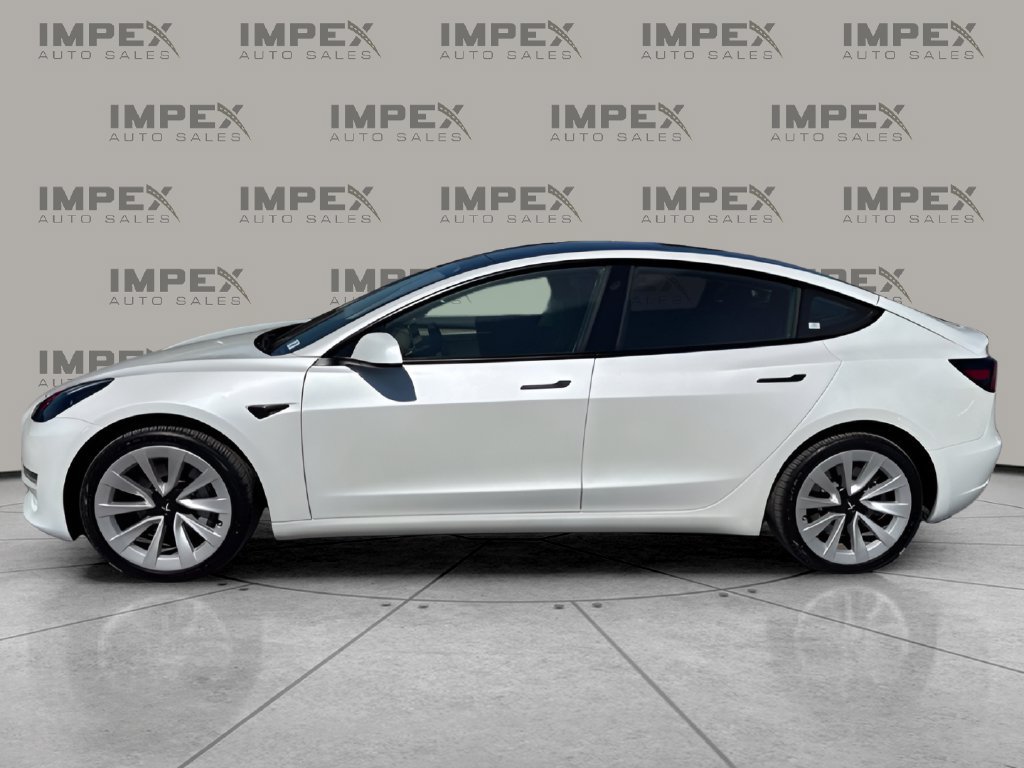 Used 2023 Tesla Model 3 Standard Range RWD image 2