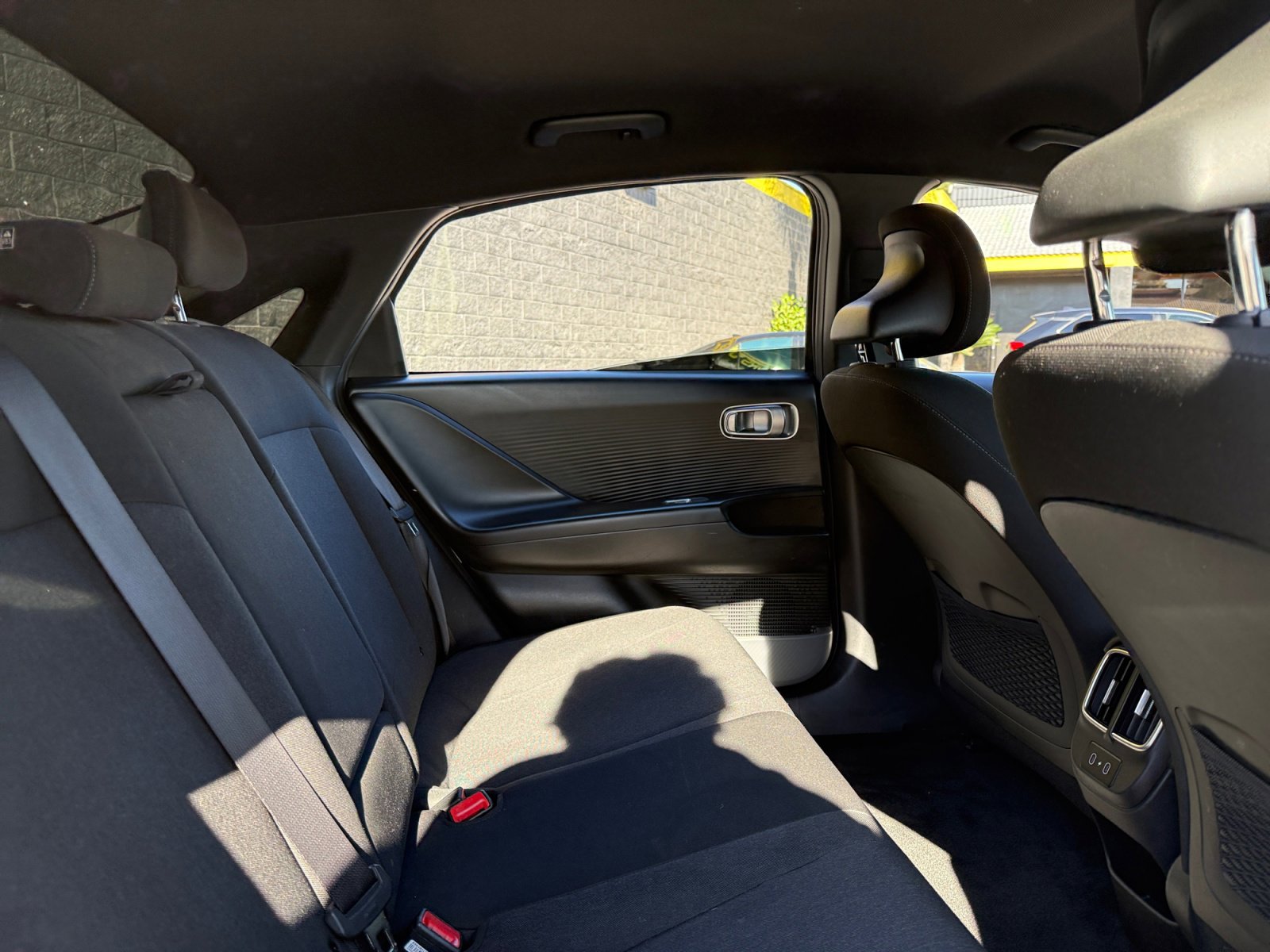 Used 2023 Hyundai Ioniq 6 SE image 17