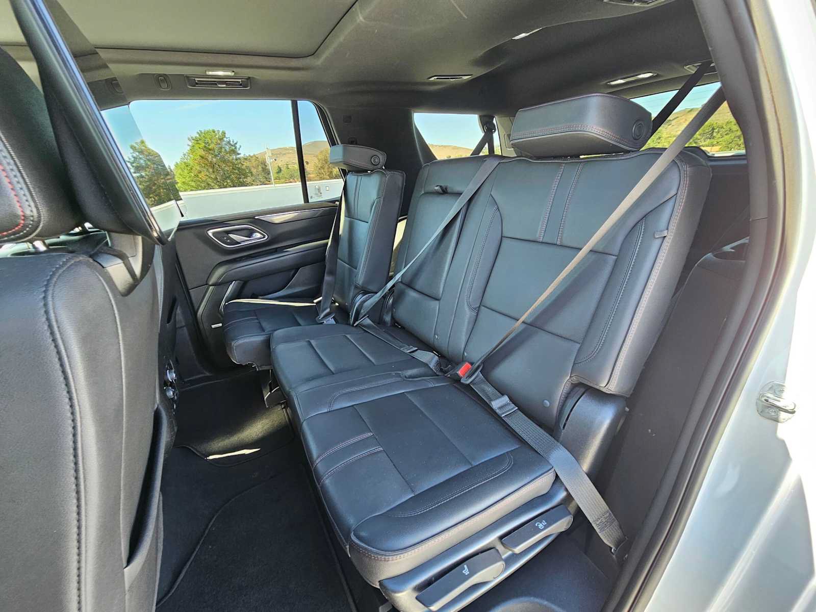 Used 2023 Chevrolet Tahoe RST w/ Luxury Package RWD image 19