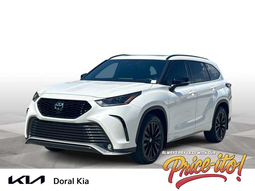 Used 2024 Toyota Highlander XSE FWD image 1